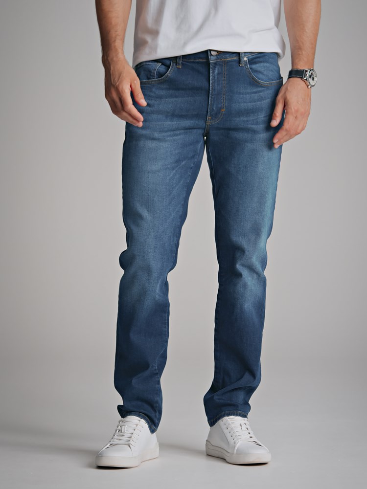 Slim Steve Blue Stretch Jeans 7244829_DAB-MARIOCONTI-NOS-Modell-Front_chn=match_7966.jpg_Front||Front