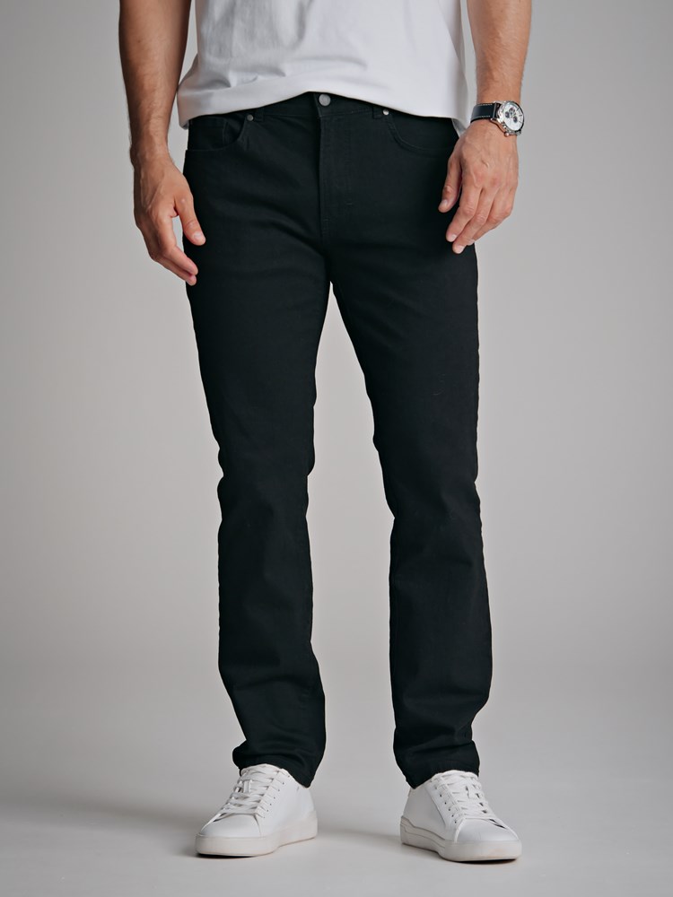 Slim Steve Blk.Blk Stretch Jeans 7244831_D03-MARIOCONTI-NOS-Modell-Front_chn=match_6737_Slim Steve Blk.Blk Stretch Jeans D03_Slim Steve Blk.Blk Stretch Jeans D03 7244831.jpg_Front||Front