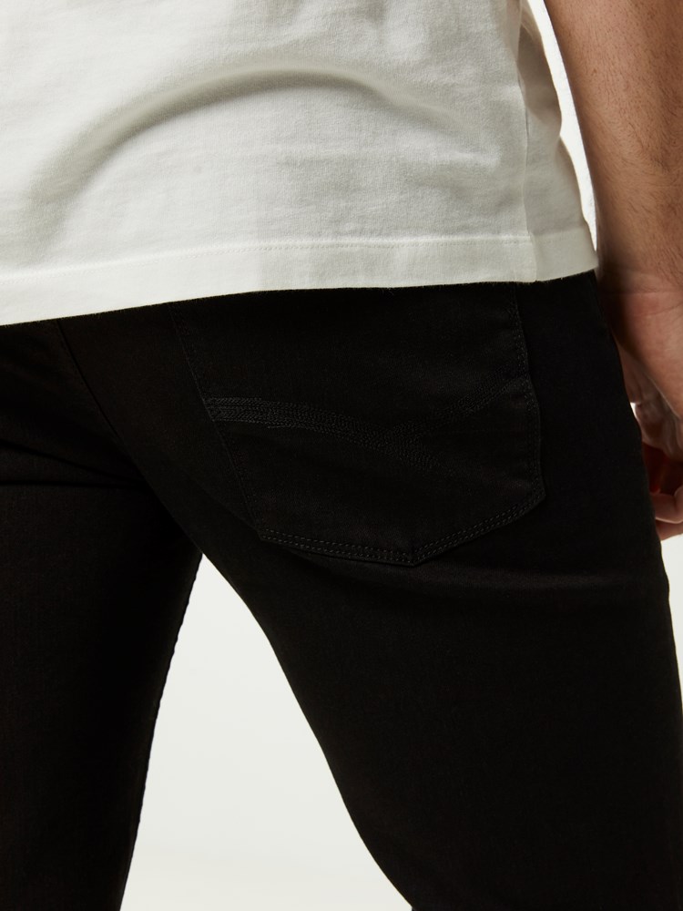 Slim Will Blk.Blk. Superstretch Jeans 7244847_D03-HENRYCHOICE-A20-Modell-right_89464_Slim Will Blk.Blk. Superstretch Jeans D03 7244847.jpg_Right||Right