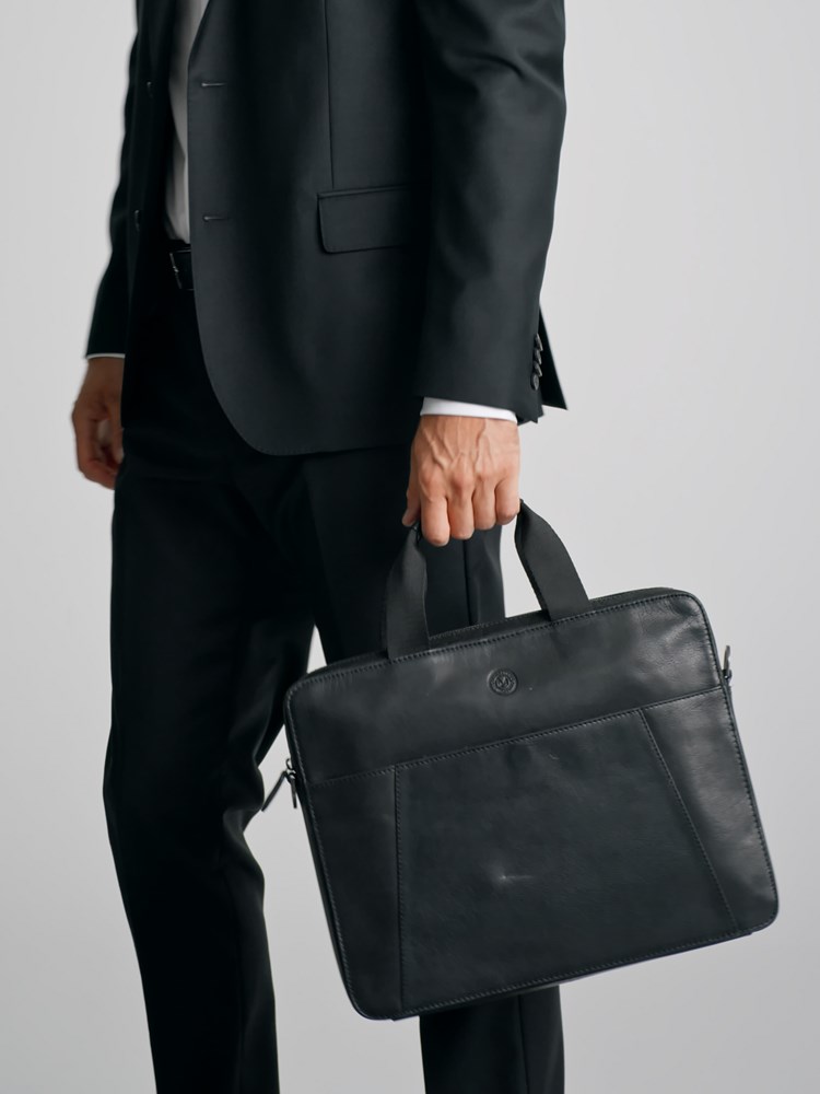 Sortland PC bag 7245743_800-SADDLER-NOS-modell-front.jpg_Front||Front