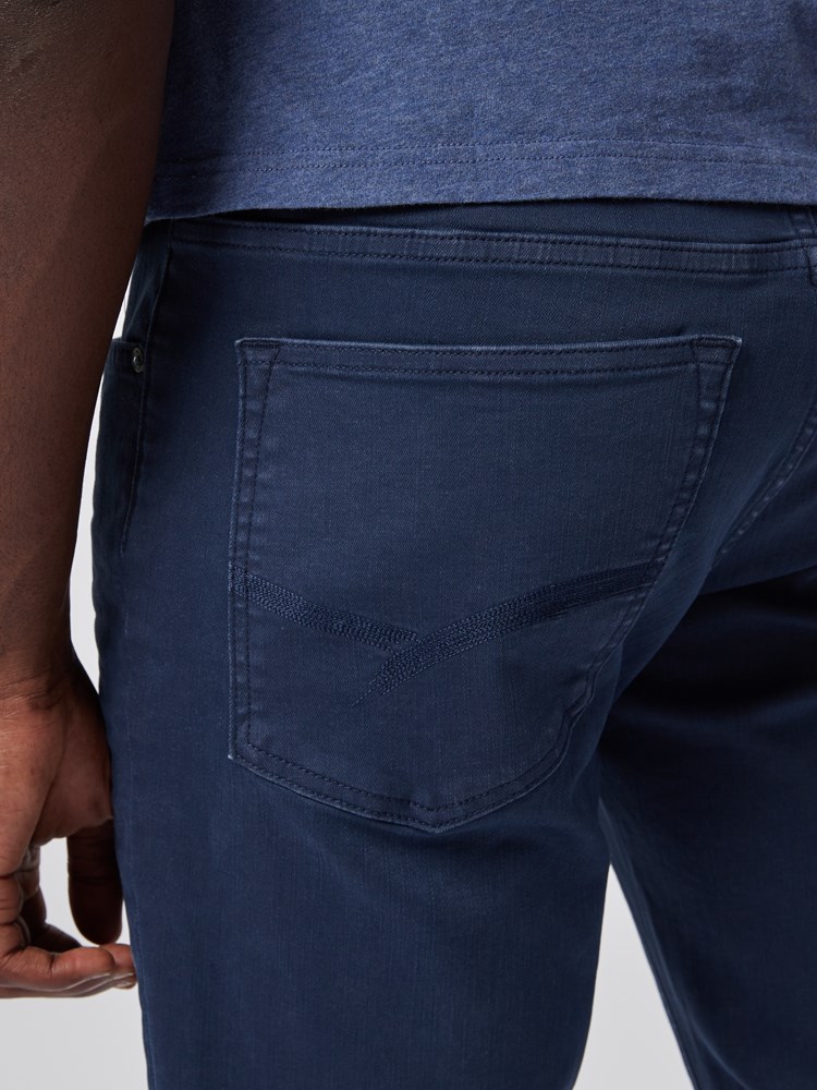 Slim Bill Color Jeans 7246444_ENB-HENRYCHOICE-S21-Modell-right_49363_Slim Bill Color Jeans ENB_Slim Bill Color Jeans ENB 7246444 7246444 7246444 7246444_Slim Bill Color Jeans ENB 7246444 7246444 7246444 7246444 7246444 7246444 7246444.jpg_Right||Right