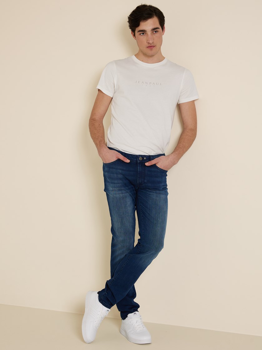 7247320 D06 7247320_D06-JEANPAUL-NOS-Modell-Front_6530_Alain Blue Blue Jeans D06.jpg_