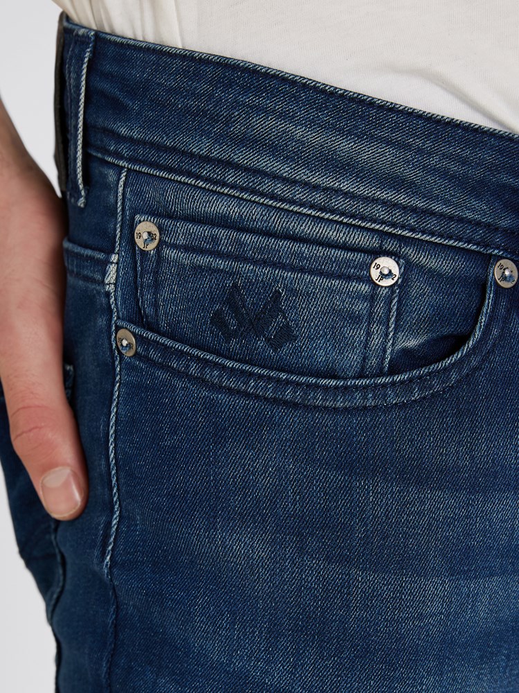 Alain Blue Blue Jeans 7247320_D06-JEANPAUL-NOS-Modell-Front_7003_Alain Blue Blue Jeans D06_Alain Blue Blue Jeans D06 7247320.jpg_