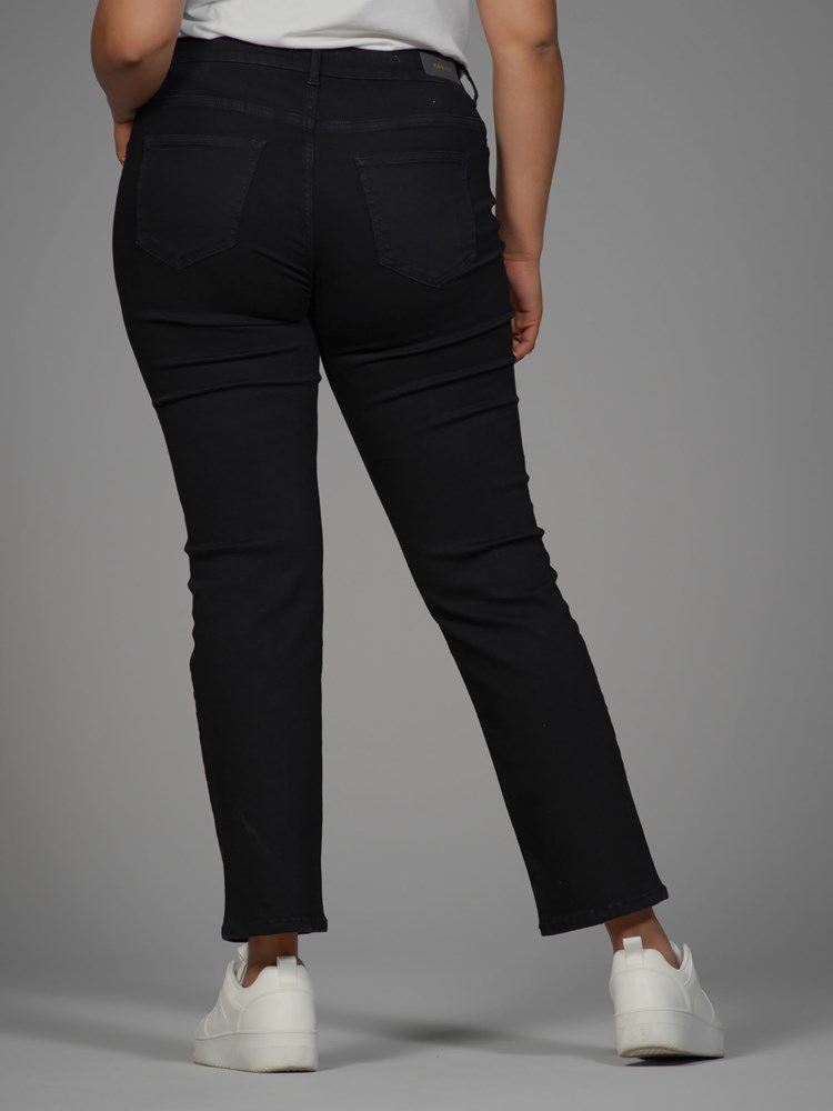 Sophia curvy straight jeans 7247642_D03-VAVITE-NOS-Modell-Back_chn=match_97030_Sophia curvy straight jeans D03_Sophia curvy straight jeans D03 7247642.jpg_Back||Back