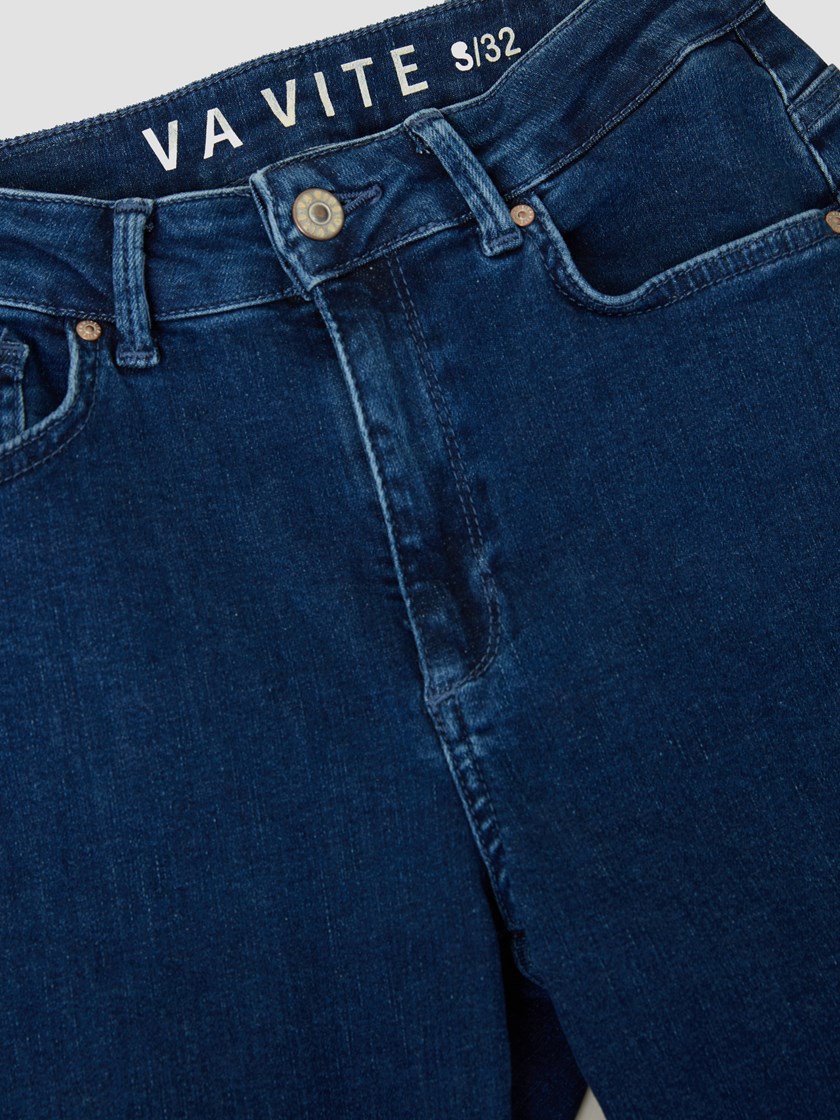 7248860 DAA 7248860 3_DAA_Sophia Straight Jeans DAA.jpg_