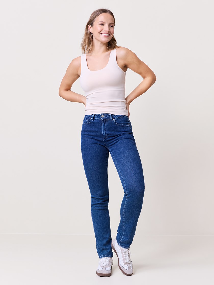7248860 DAA 7248860_DAA-VAVITE-NOS-Modell-Front_chn=match_2661_Sophia Straight Jeans DAA.jpg_Front||Front