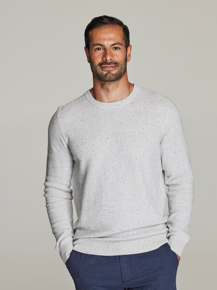 Toby genser 7248895_I3O-JEANPAUL-S22-Modell-front_5336_Toby genser I3O.jpg_