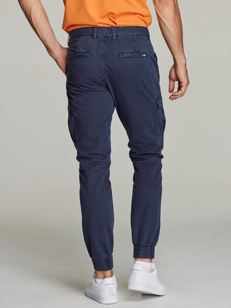Benny cargo bukse 7248940_EM6-JEANPAUL-S22-Modell-front_6796_Benny cargo bukse EM6_Benny cargo bukse EM6 7248940.jpg_