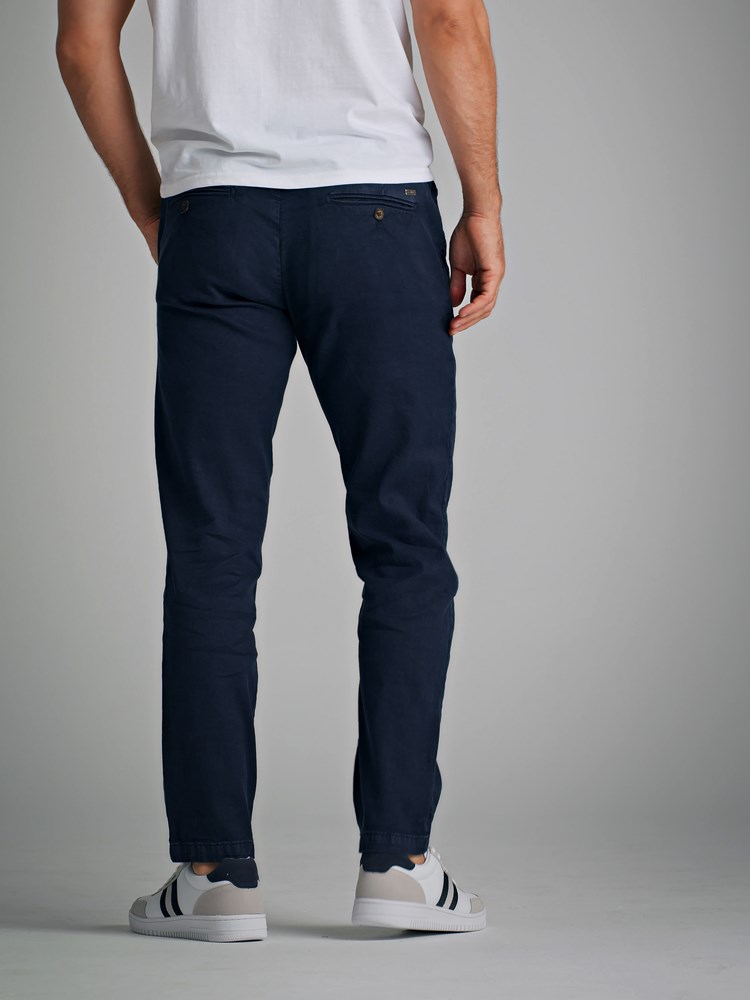 Mauro bukse 7248990_ENB-MARIOCONTI-S22-Modell-Back_chn=match_45200.jpg_Back||Back