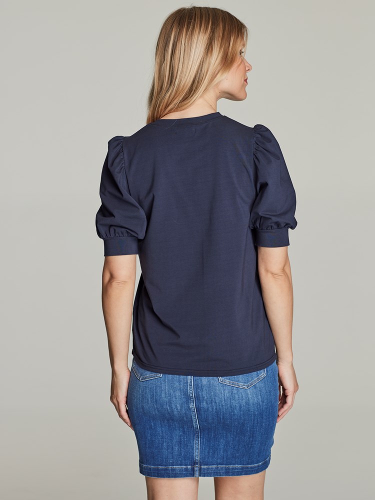 Belinda topp 7248999_EM6-JEANPAULFEMME-S22-Modell-back_22687_Belinda topp EM6_Belinda topp EM6 7248999.jpg_Back||Back