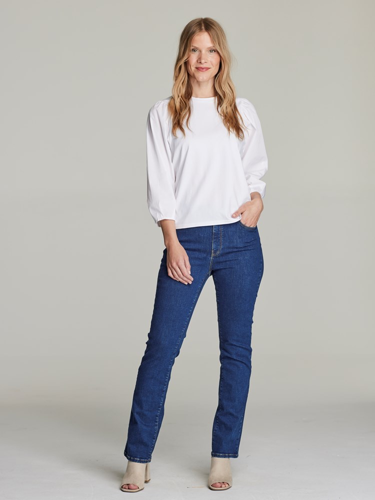 Emily topp 7249000_O79-JEANPAULFEMME-S22-Modell-front_648_O68_Emily topp O68_Emily topp O68 7249000.jpg_