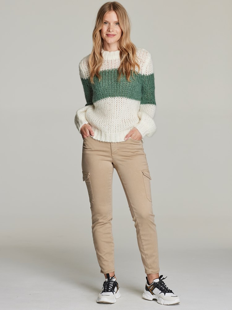 Ellie genser 7249002_GOH-JEANPAULFEMME-S22-Modell-front_31398_Ellie genser GOH_Ellie genser GOH 7249002.jpg_Front||Front