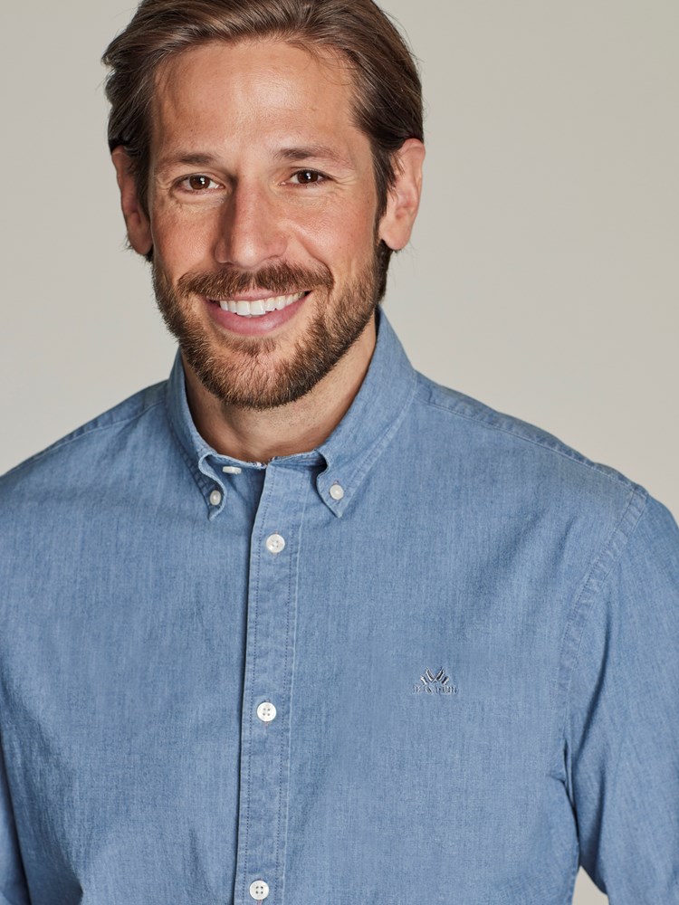 Razzoli skjorte - slim fit 7249040_EGV-JEANPAUL-S22-Modell-front_32585.jpg_