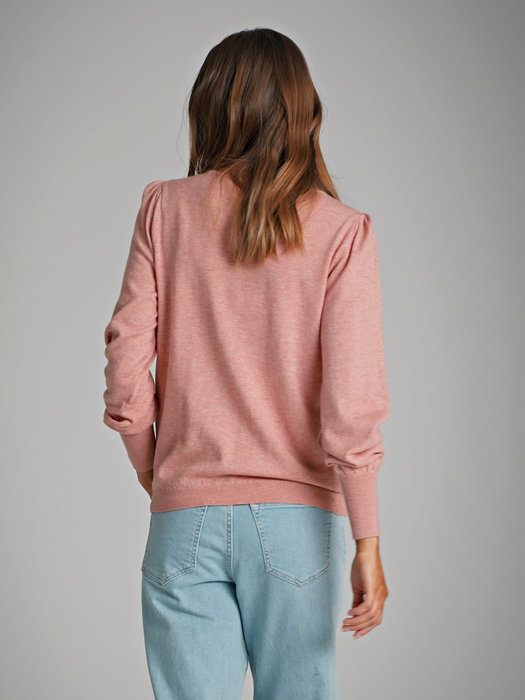 Olea genser 7249105_MNC-MARIEPHILIPPE-S22-Modell-Back_chn=match_71760_Olea genser MNC_Olea genser MNC 7249105.jpg_Back||Back