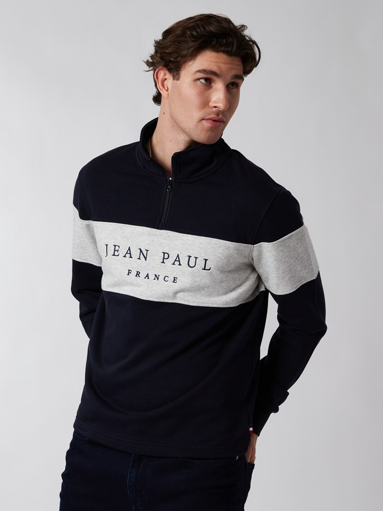 Timmy zipneck genser 7249169_EM6-JEANPAUL-S22-Modell-Front_5992_Timmy zipneck genser EM6.jpg_Front||Front