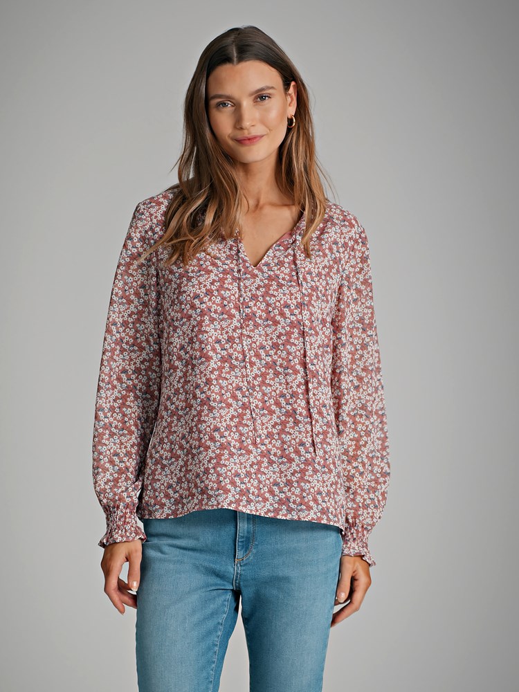 Mia Bluse 7249214_MPG-VAVITE-S22-Modell-Front_chn=match_28521_Mia Bluse MPG_Mia Bluse MPG 7249214.jpg_Front||Front