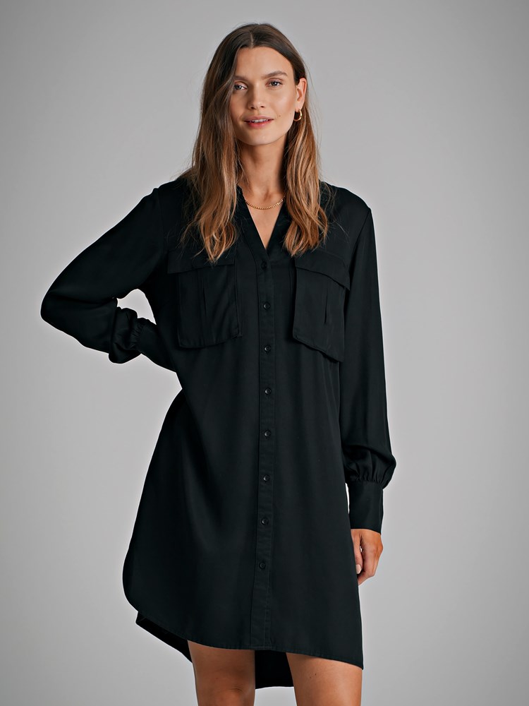 Daphne kjole 7249249_CAB-DONNA-S22-Modell-Front_chn=match_5640.jpg_Front||Front