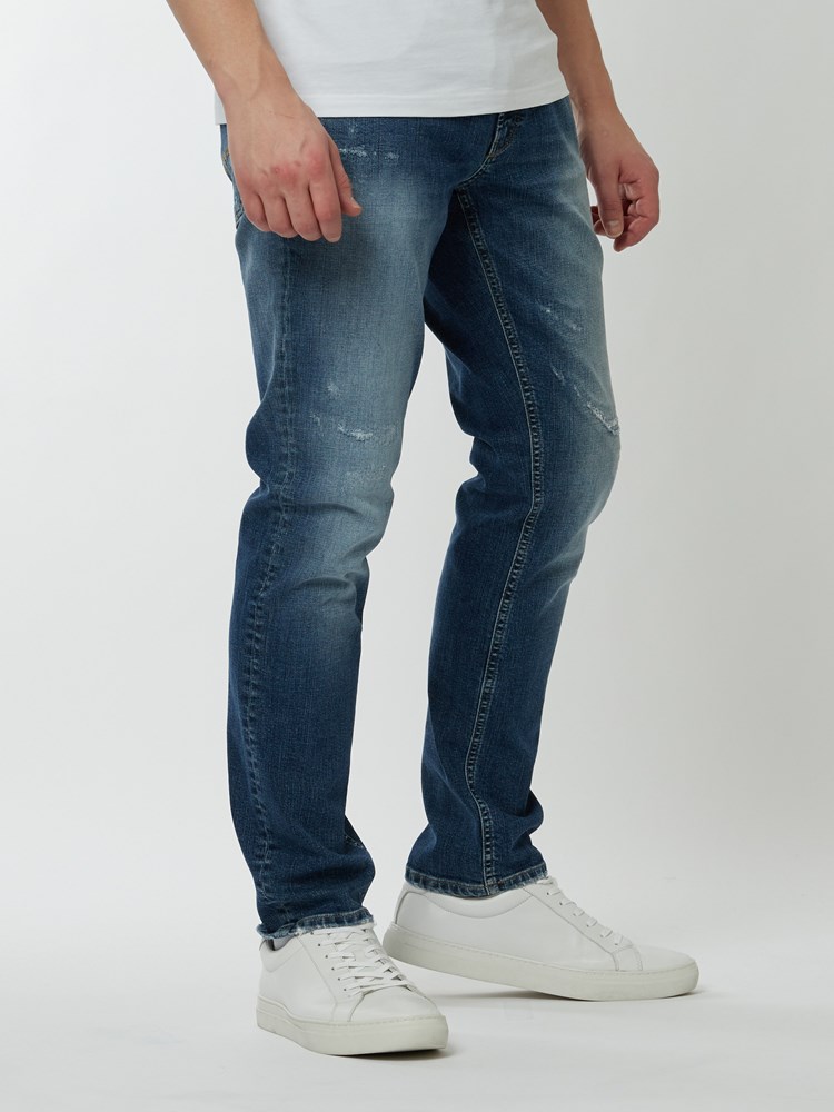 Slim Bill vintage jeans 7249291_DAD-HENRYCHOICE-S22-Modell-Right_chn=boys_1510_Slim Bill vintage jeans DAD.jpg_Right||Right