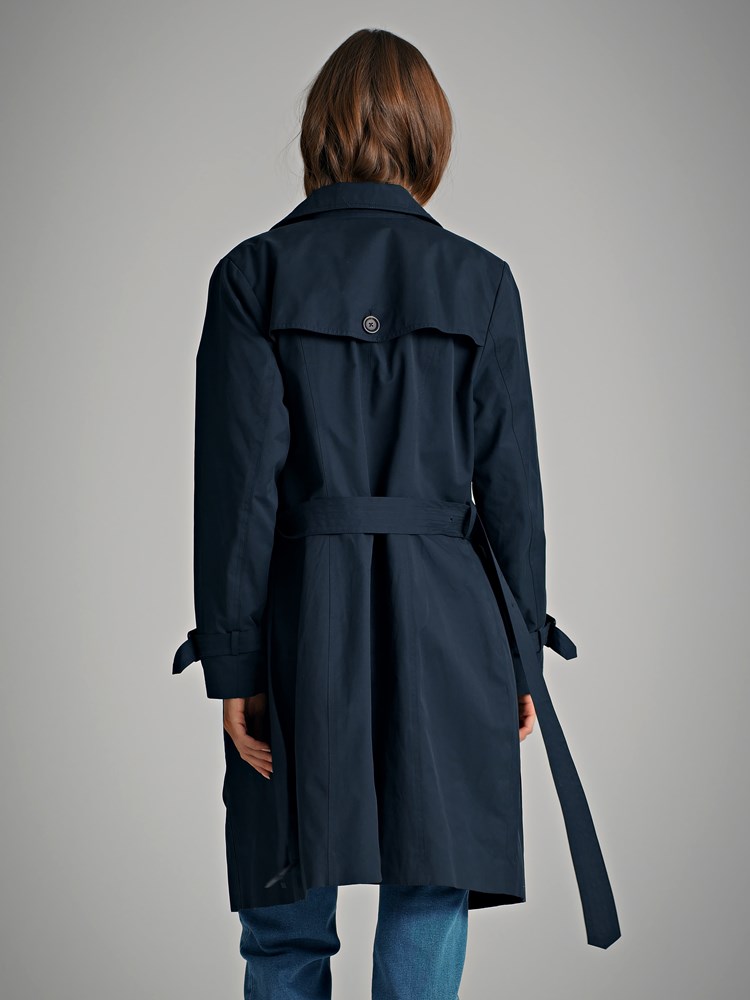 Mila Trench 7249323_EM1-VAVITE-S22-Modell-Back_chn=match_57775_Mila Trench EM1_Mila Trench EM1 7249323.jpg_Back||Back