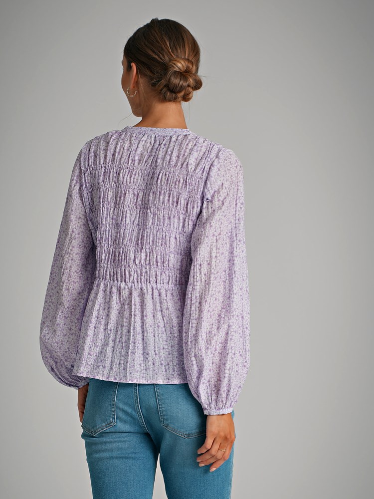 Smilla bluse 7249345_MIM-DONNA-S22-Modell-Back_chn=match_65427_Smilla bluse MIM_Smilla bluse MIM 7249345.jpg_Back||Back