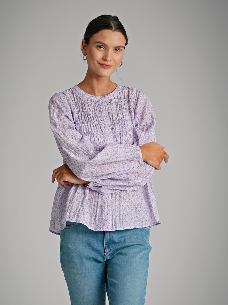 Smilla bluse 7249345_MIM-DONNA-S22-Modell-Front_chn=match_36198_Smilla bluse MIM_Smilla bluse MIM 7249345.jpg_Front||Front