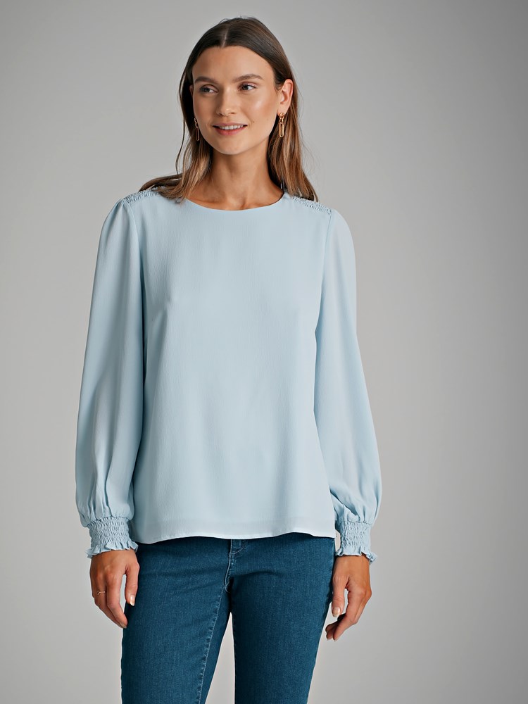 Lucette Bluse 7249364_EAU-VAVITE-S22-Modell-Front_chn=match_16466_Lucette Bluse EAU_Lucette Bluse EAU 7249364.jpg_Front||Front