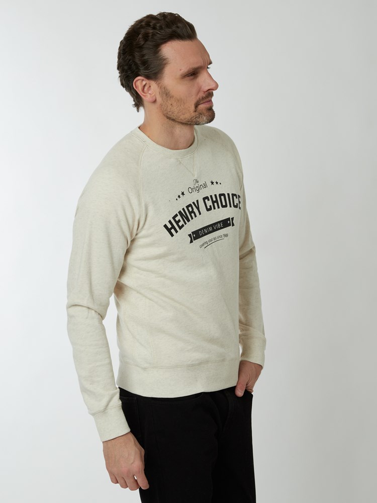 Mike collegegenser 7249490_O87-HENRYCHOICE-S22-Modell-Right_chn=boys_8466_Mike collegegenser O87.jpg_Right||Right
