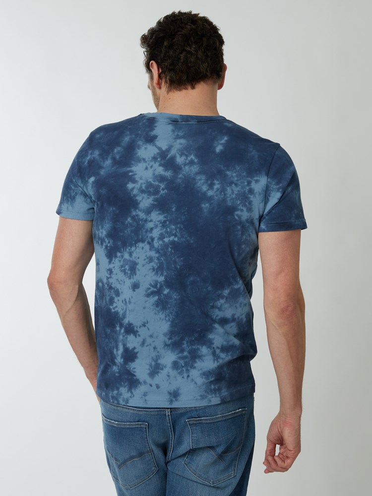 Jack t-skjorte 7249498_I6O-HENRYCHOICE-S22-Modell-Back_chn=boys_7279_Jack t-skjorte I6O.jpg_Back||Back