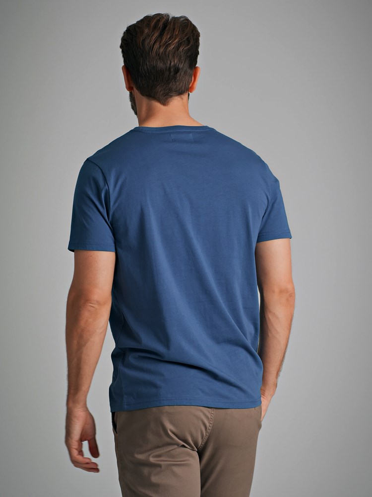 Frank t-skjorte 7249584_EHG-REDFORD-S22-Modell-Back_chn=match_44362.jpg_Back||Back