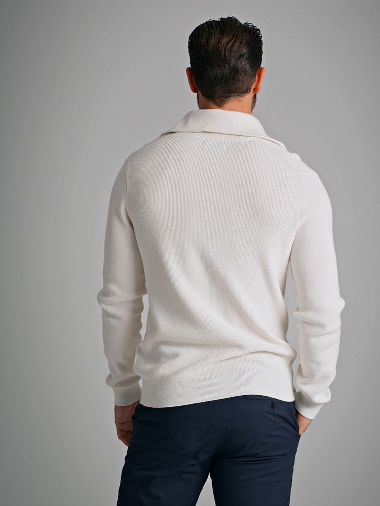Teo genser 7249656_O63-MARIOCONTI-S22-Modell-Back_chn=match_56304_Teo genser O63.jpg_Back||Back