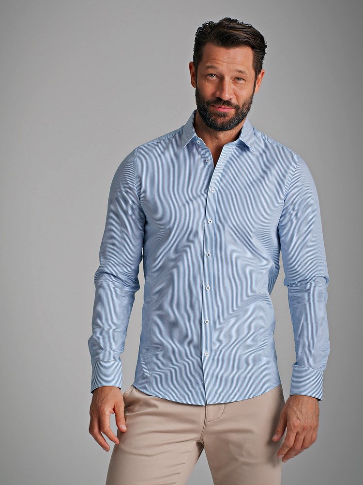 Banda skjorte 7249666_E8Q-MARIOCONTI-S22-Modell-Front_chn=match_72434.jpg_Front||Front