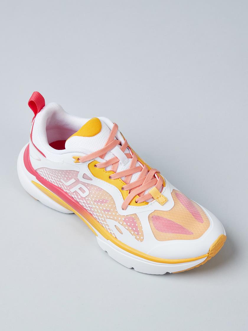 Maxine sneaker 250