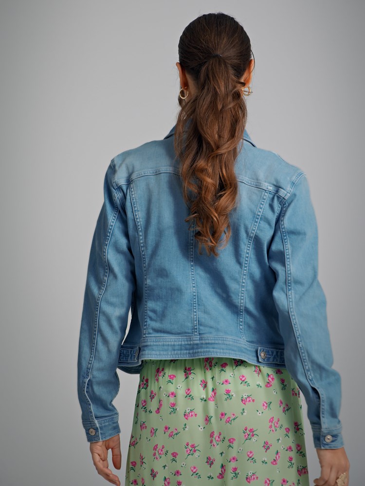 Sophia denim jakke 7249900_DAF-VAVITE-H22-Modell-Back_chn=match_6946_Sophia denim jakke DAF_Sophia denim jakke DAF 7249900.jpg_Back||Back