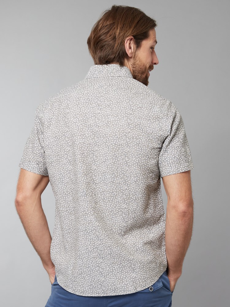 Emanuel linskjorte - regular fit 7249967_GKJ-JEANPAUL-H22-Modell-Back_6194.jpg_