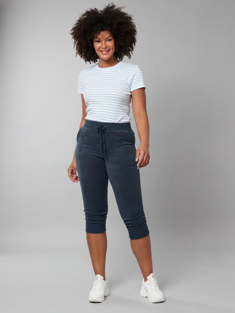 Kitty capri 7250116_EEJ-JEANPAUL-H22-Modell-Front_4177_Kitty capri EEJ_Kitty capri EEJ 7250116.jpg_Front||Front
