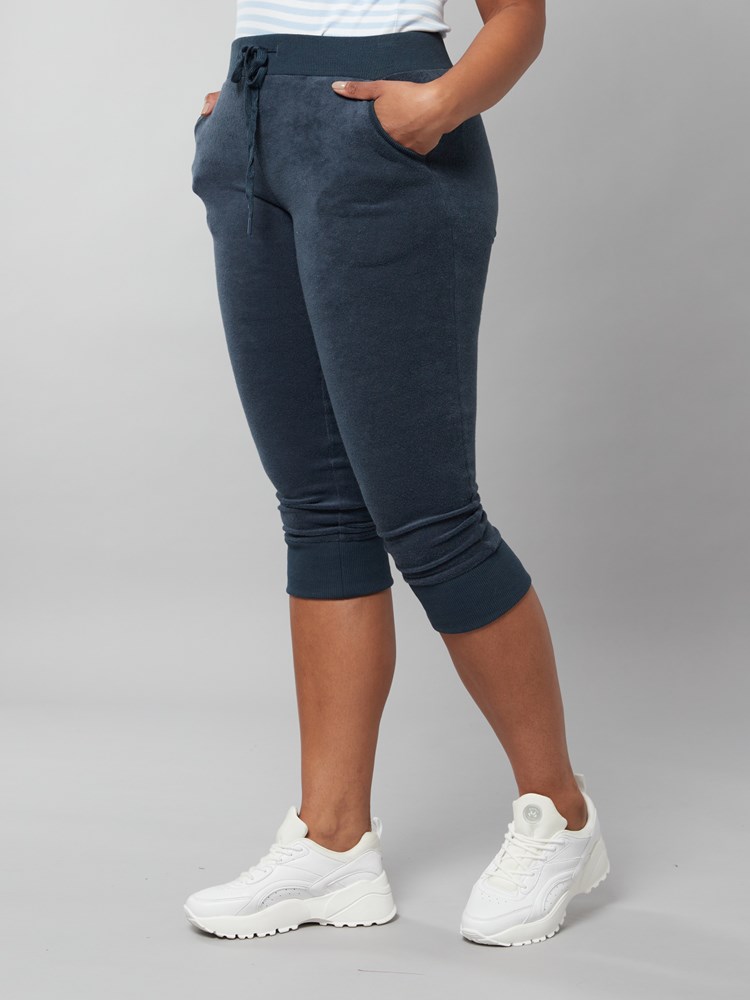 Kitty capri 7250116_EEJ-JEANPAUL-H22-Modell-Front_5095_Kitty capri EEJ_Kitty capri EEJ 7250116.jpg_Front||Front