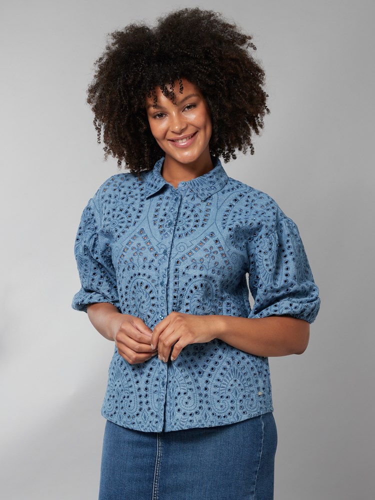 Shelly bluse 7250150_ECL-JEANPAUL-H22-Modell-Front_2505_Shelly bluse ECL_Shelly bluse ECL 7250150.jpg_Front||Front