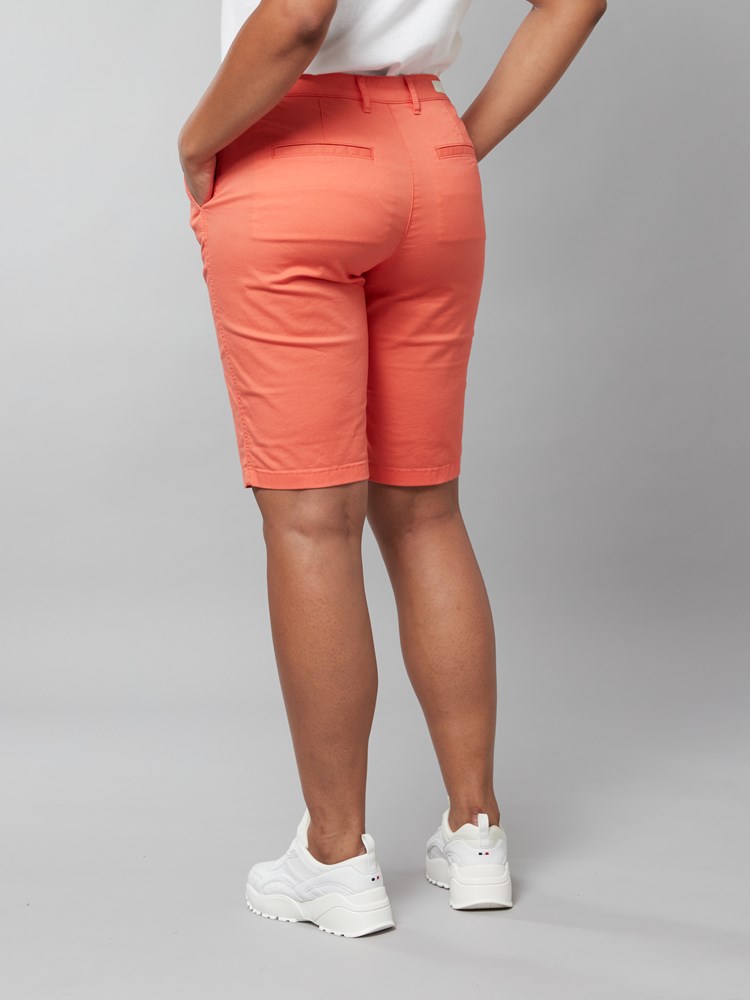 Cerise shorts 7250161_MPU-JEANPAUL-H22-Modell-Back_9779_Cerise shorts MPU_Cerise shorts MPU 7250161.jpg_