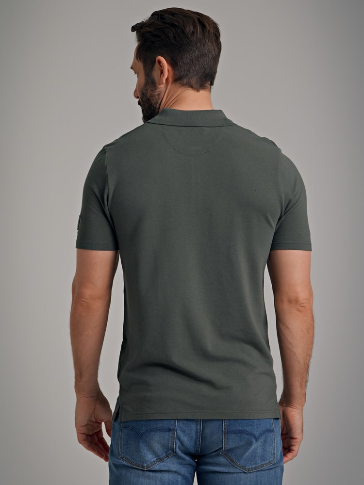 Luigi pique 7250249_GOQ-MarioConti-H22-Modell-Back.jpg_Back||Back