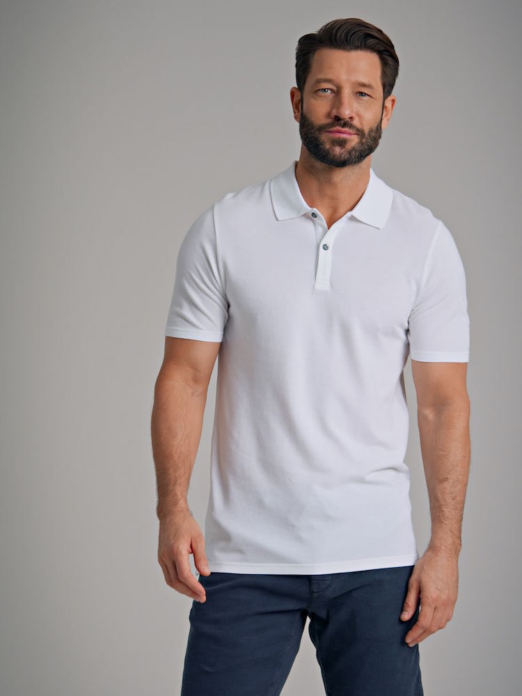 Luigi pique 7250249_OAA-MarioConti-H22-Modell-Front.jpg_Front||Front