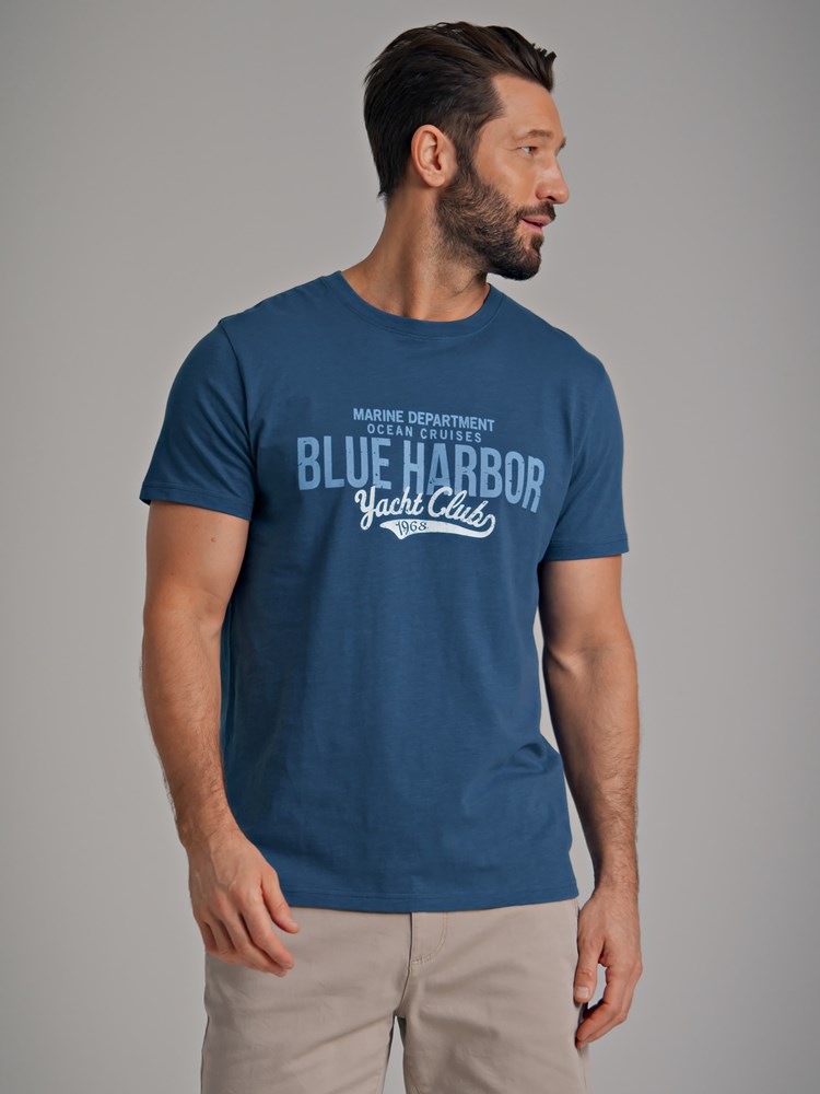 Harbour t-skjorte 7250265_EHJ-Redford-H22-Modell-Front_Harbour t-skjorte EHJ_Harbour t-skjorte EHJ 7250265.jpg_Front||Front