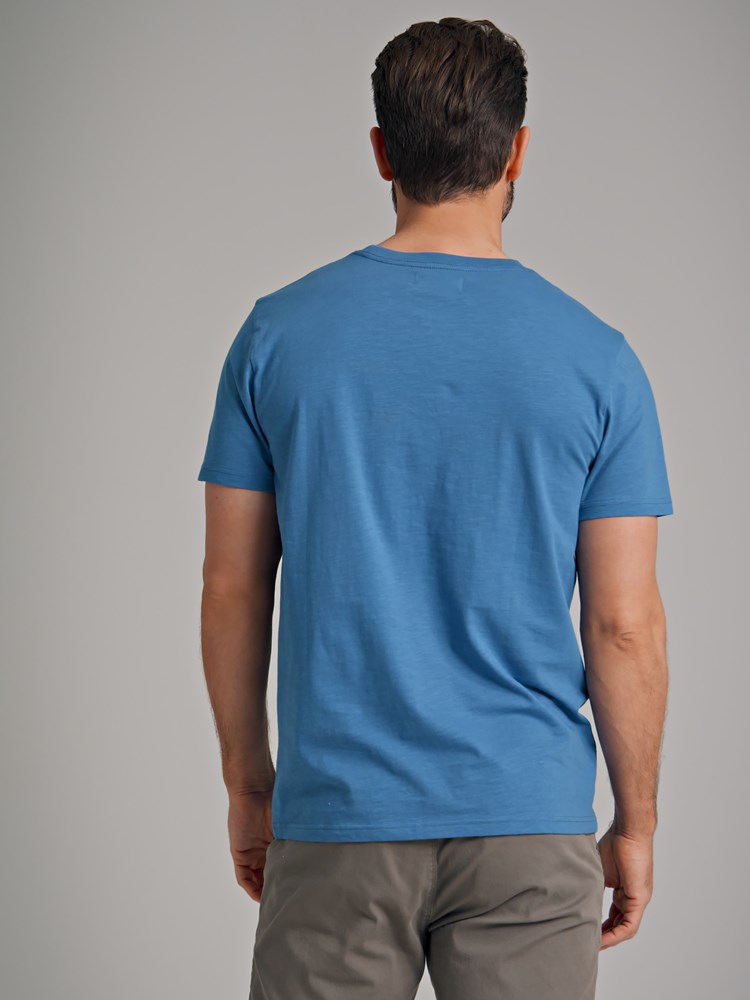 Harbour t-skjorte 7250265_EOT-REDFORD-H22-Modell-Back_chn=match_5770_Harbour t-skjorte EOT.jpg_Back||Back