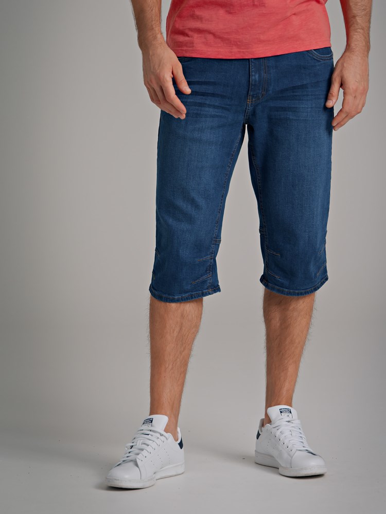 Reed denim shorts 7250270_DAB-REDFORD-H22-Modell-Front_chn=match_7407.jpg_Front||Front