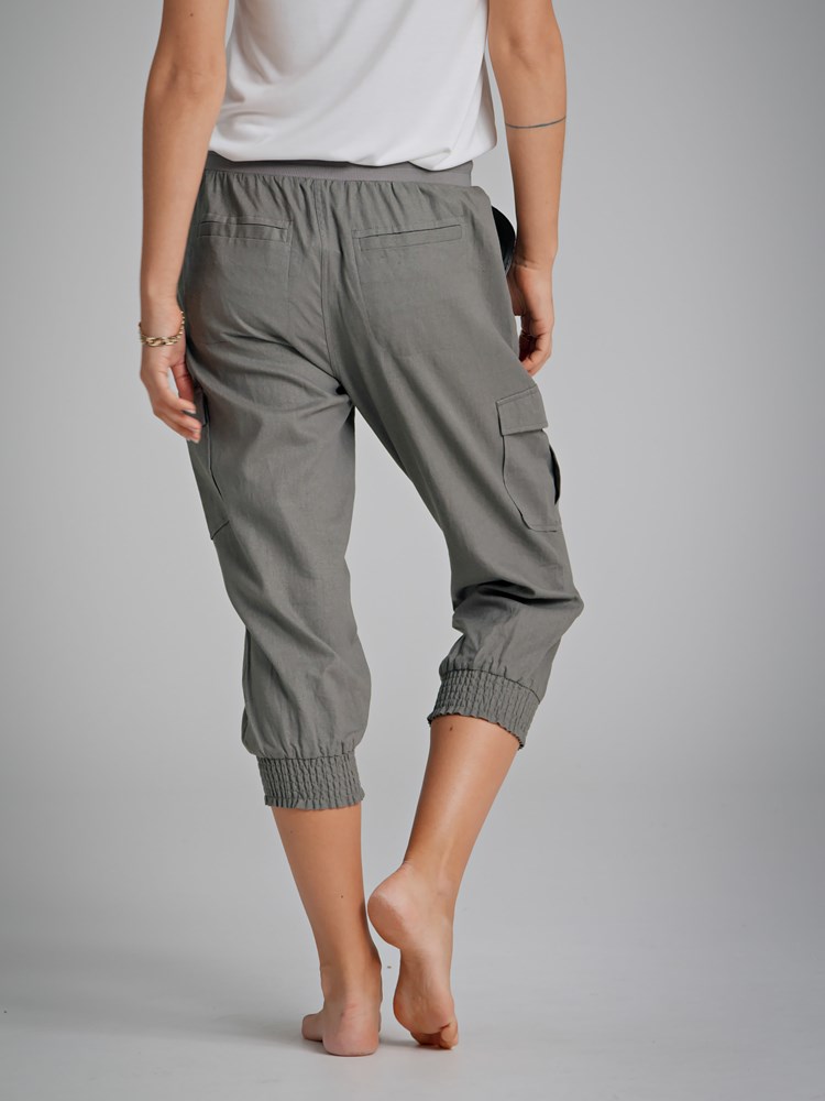Mary cargo capri 7250354_GJW-VA VITE-H22-MODELL-BACK_Mary cargo capri GJW_Mary cargo capri GJW 7250354.jpg_Back||Back