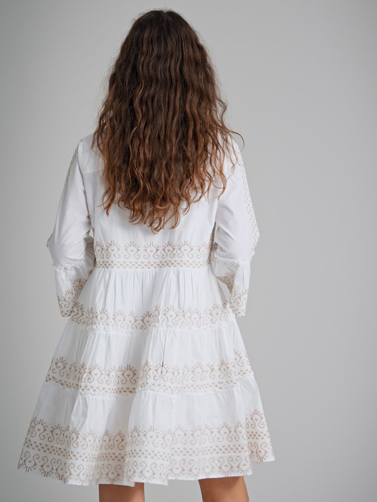 Thara kjole 7250362_O68-MARIEPHILIPPE-H22-Modell-Back_chn=match_6602.jpg_Back||Back