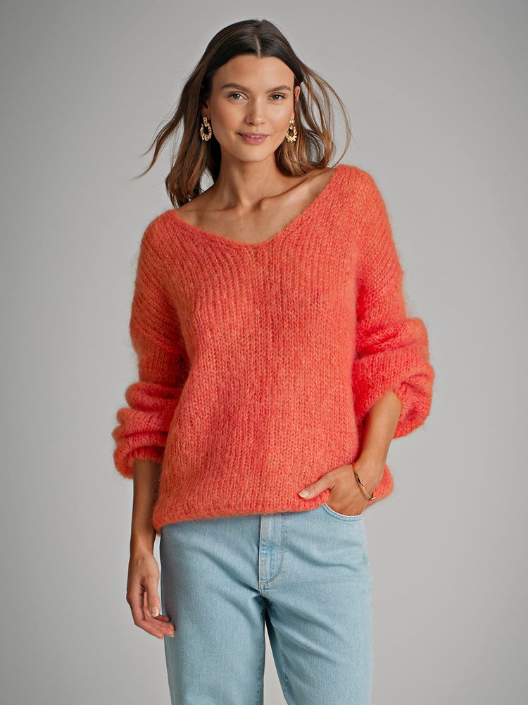 Stina genser 7250412_MPU-MARIEPHILIPPE-S22-Modell-Front_chn=match_83388_Stina genser MPU_Stina genser MPU 7250412.jpg_Front||Front