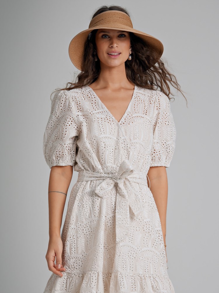 Loelle hatt 7250422_A8Q-DONNA-H22-Modell-Front_chn=match_5933_Loelle hatt A8Q_Loelle hatt A8Q 7250422.jpg_Front||Front