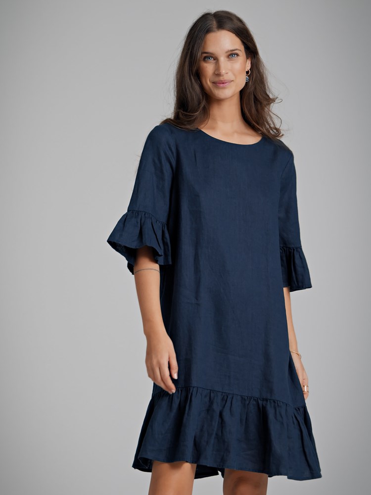 Meghan kappekjole 7250428_EM6-MARIEPHILIPPE-H22-Modell-Front_chn=match_826.jpg_Front||Front