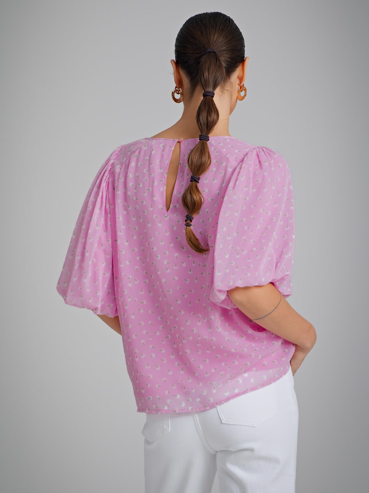 Mathilda bluse 7250585_MJY-DONNA-H22-Modell-Back_chn=match_9514_Mathilda bluse MJY 7250585.jpg_Back||Back