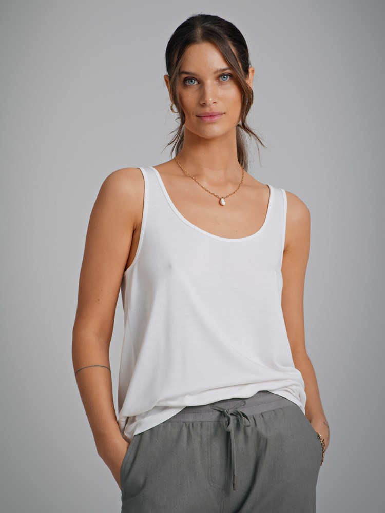 Tilde singlet 7250586_O79-VAVITE-H22-Modell-Front_chn=match_6066_Tilde singlet O79_Tilde singlet O79 7250586.jpg_Front||Front